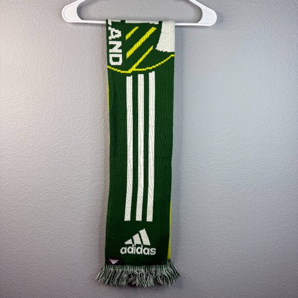 Portland Timbers Pocket Scarf - Picture 6 of 8